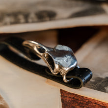 Load image into Gallery viewer, Raven Skull Wrist Strap